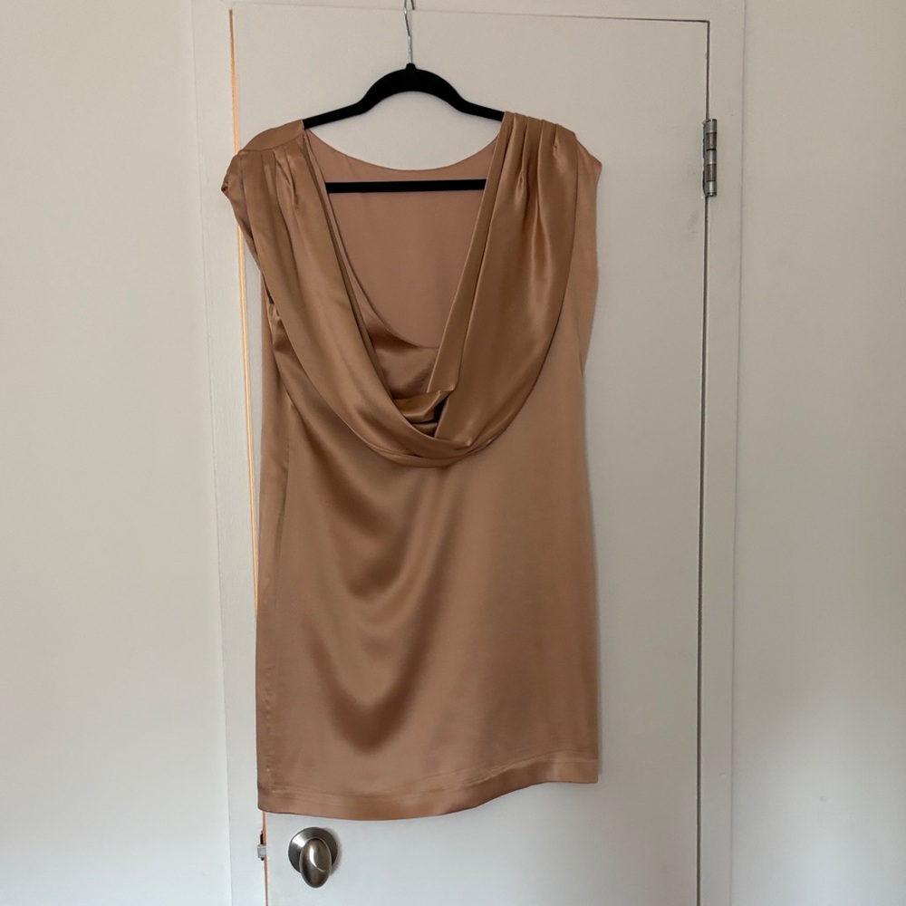Classic Cap-Sleeve SILK Shift Dress in champagne - elegant open back!!